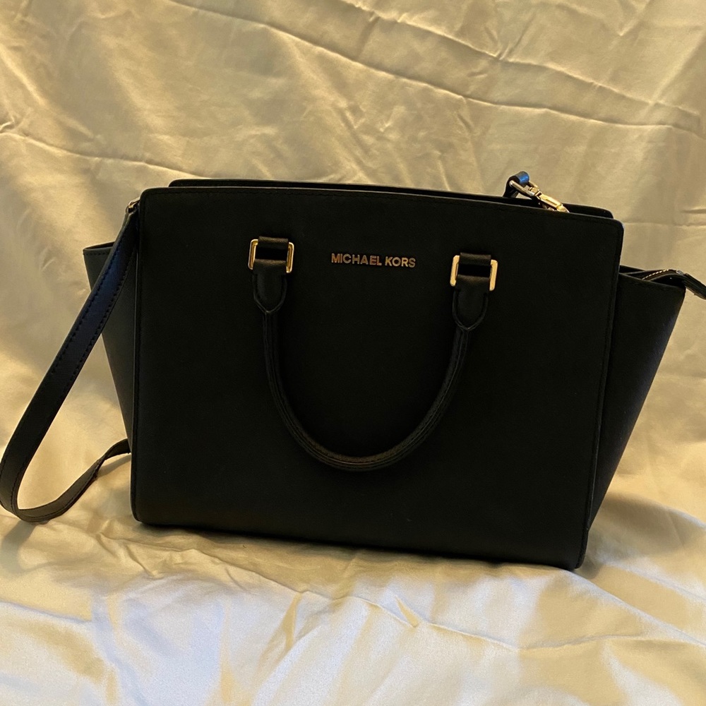 Micheal Kors Selma purse